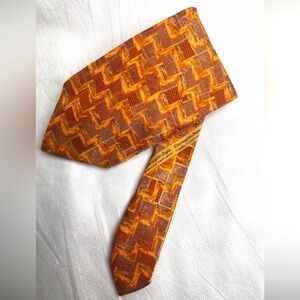 Ermenegildo Zegna Exclusive Design Necktie Mens 100% Silk Italian Made Brown Tie